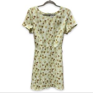 Vintage Ditsy Floral Summer Spring Flowy Cottagecore Mini Shortsleeved Dress